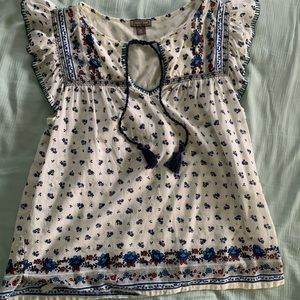 Boho peasant top with tie string short sleeve
